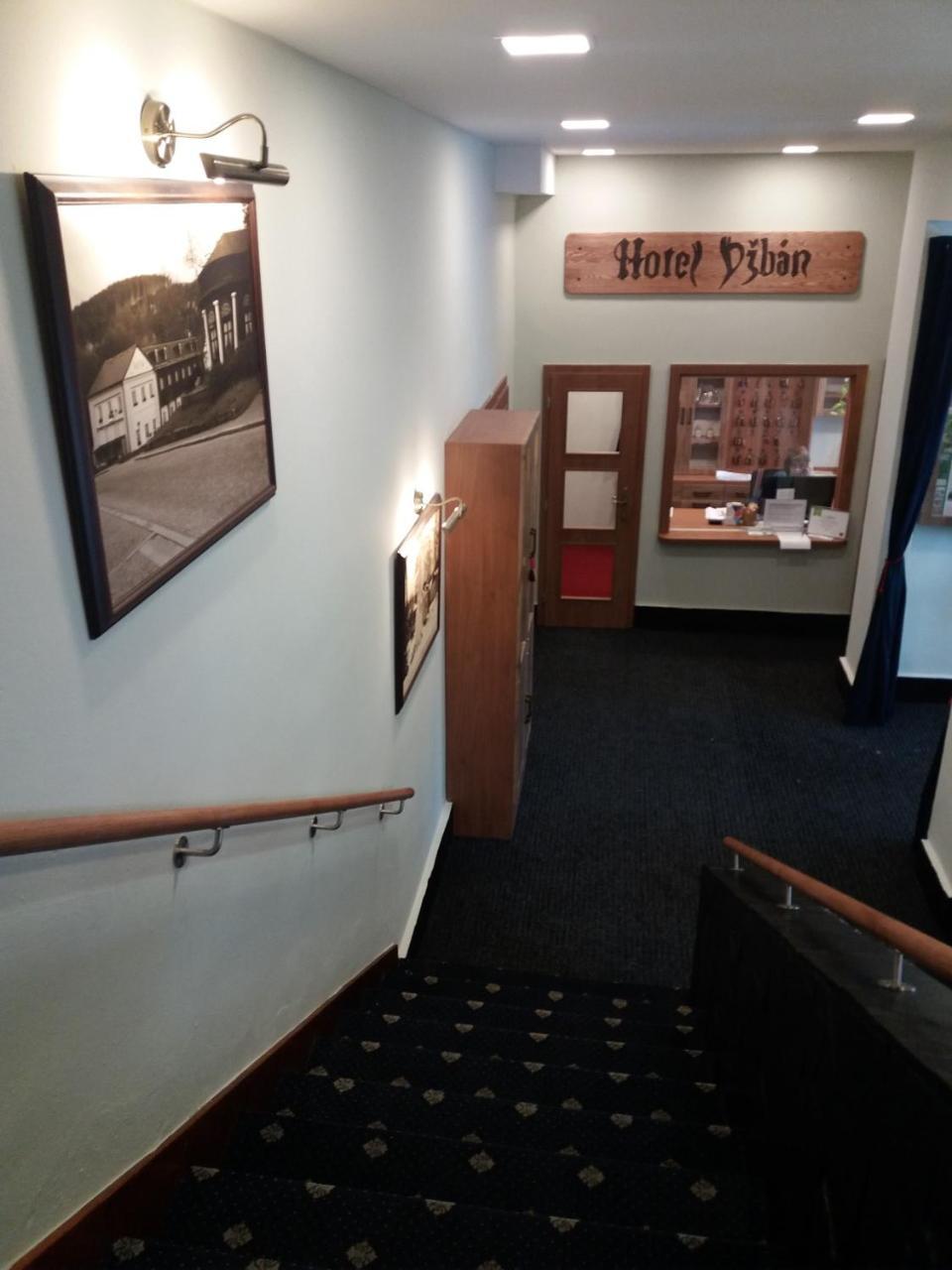 Hotel Dzban Jindrichov Buitenkant foto